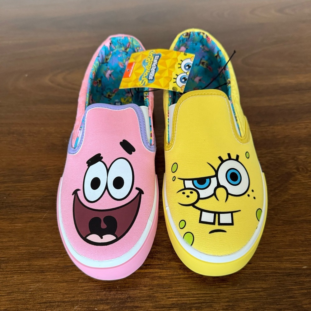 NWT women’s SpongeBob slip on shoes